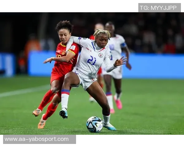 英女足轻松取胜主帅称中国女足留下明显空当