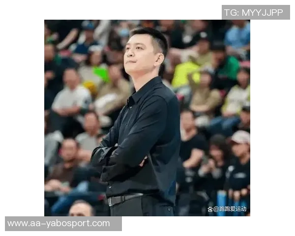 杨鸣强调球队拼搏精神球迷不求每年夺冠但期待每场全力以赴