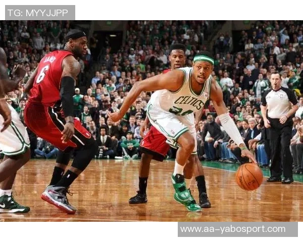 绿军对决谁能胜出皮尔斯分析内线优势与投射能力对比 绿军对决谁能胜出皮尔斯分析内线优势与投射能力对比